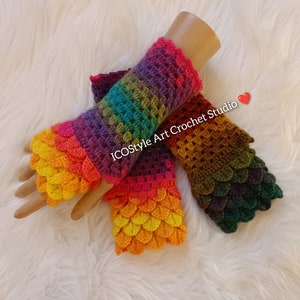 Crochet Mermaid Scale Fingerless Gloves/Dragon Scale Fingerless Gloves|Fingerless Gloves|Crochet Gloves/dragon tear gloves/ombre gloves