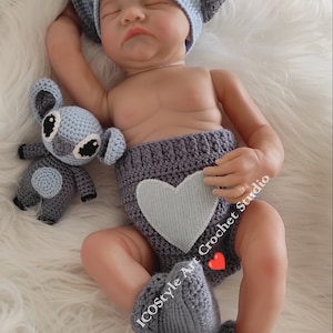 Crochet Baby Halloween Costume: Newborn Photo Prop