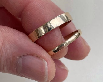 14kt - Semi polished finish wedding band set - Gold ring - recycled gold - eco friendly and sustainable - 2mm and 4mm 14kt yellow gold