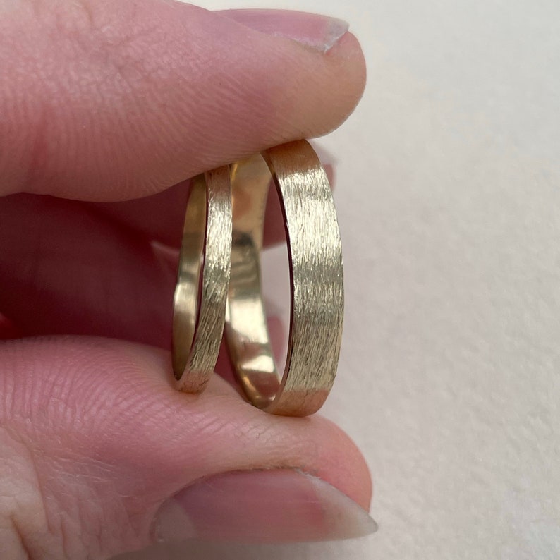 10kt Rustic wedding band set Gold ring recycled gold eco friendly and sustainable 2mm and 4mm 10kt yellow gold image 2