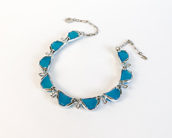 1960s Blue Lucite Necklace | 60s Blue Plastic Nec… - image 2
