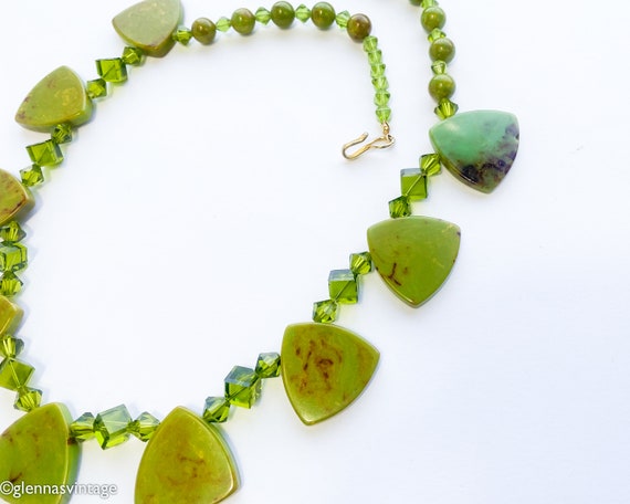 1940s Olive Green Bakelite Necklace | 40s Green B… - image 8