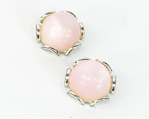 1950s Pink Circle Earrings | 50s Pink Lucite Clip… - image 4
