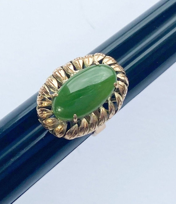 1980s Green Jade 14K Gold Ring | 80s Real Jade Gol