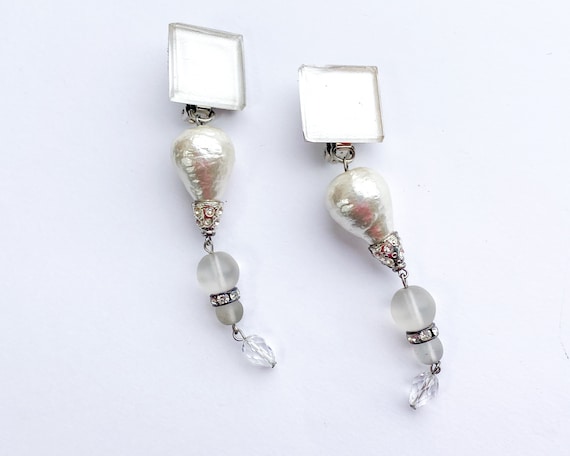 1980s Long Glass Dangle Earrings | 80s Pearl & Gl… - image 1