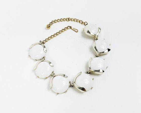 Coro | 1950s White Necklace  | 50s White Plastic … - image 6