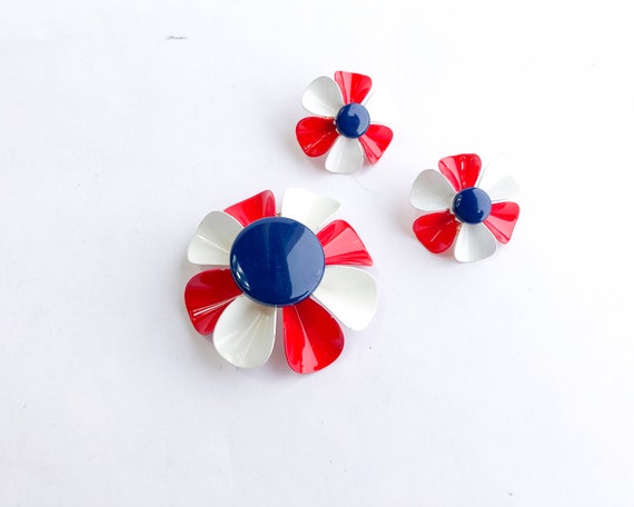 1960s Red White Blue Jewelry Set | 60s Flower Bro… - image 7