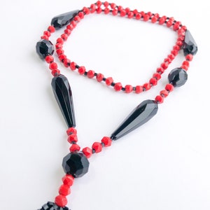 1920s Red & Black Beaded Necklace 20s Beaded Rope Necklace Flapper Necklace image 4