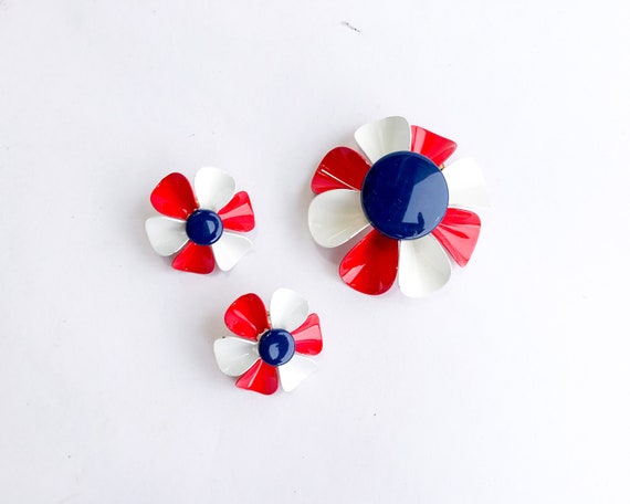 1960s Red White Blue Jewelry Set | 60s Flower Bro… - image 2