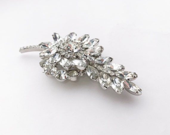 1950s Rhinestone Flower Brooch | 50s Rhinestone F… - image 5