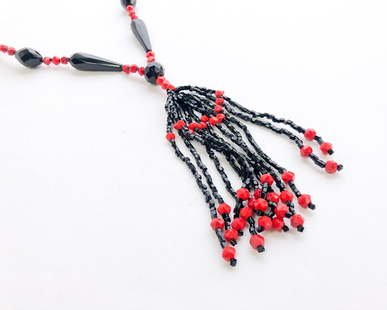 1920s Red & Black Beaded Necklace 20s Beaded Rope Necklace Flapper Necklace image 9