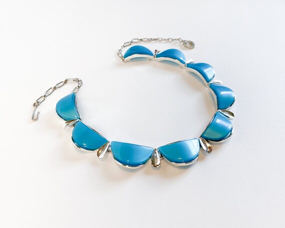 1960s Blue Lucite Necklace | 60s Blue Plastic Nec… - image 9