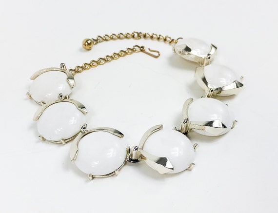 Coro | 1950s White Necklace  | 50s White Plastic … - image 1