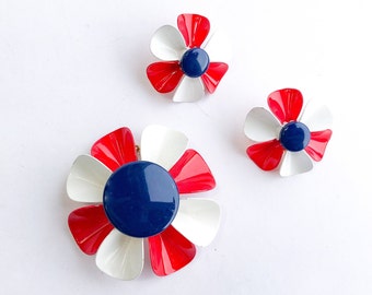 1960s Red White Blue Jewelry Set | 60s Flower Brooch & Clip Earrings Set