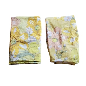 Vintage Fashion Manor Yellow Floral Full Size Sheet Set