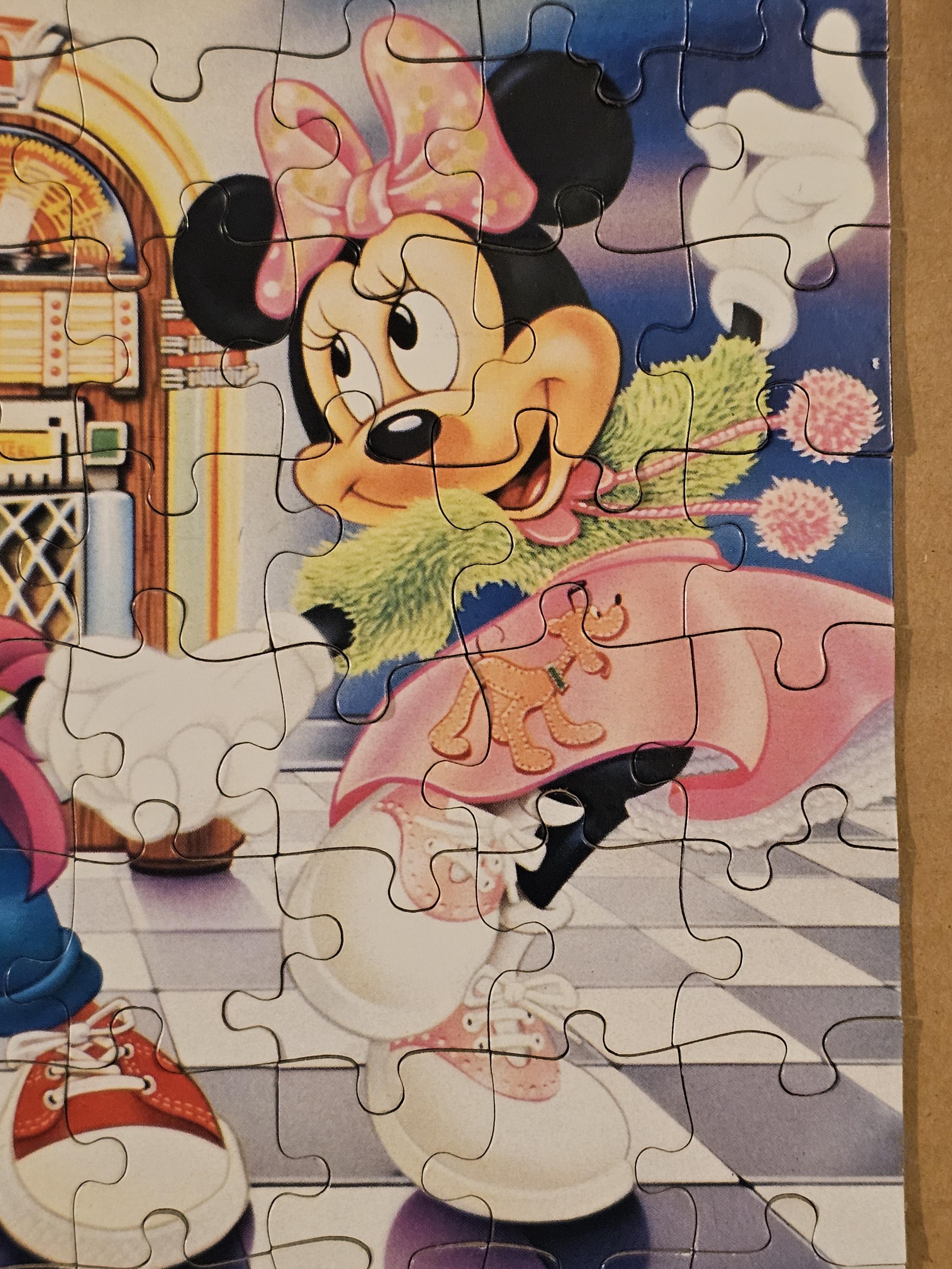 Vintage Disney Mickey Mouse & Minnie Mouse 100 Piece Jigsaw Puzzle