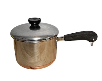 Vintage 1801 Revere Ware 2QT Covered Sauce Pan