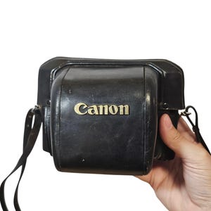 Vintage 60&#39;s Canon 7 Rangefinder Black Leather Camera Case With Strap