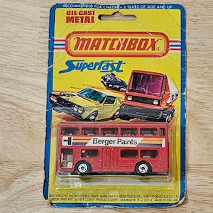 Vintage 1976 Matchbox Superfast 17 Londoner Berger Paints Red Bus