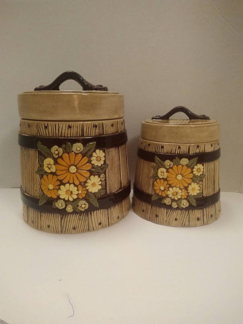 Vintage Daisy Floral Barrel Canister Set image 1