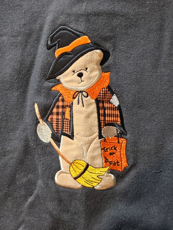 Vintage 90's Halloween Medium Sweatshirt - image 3