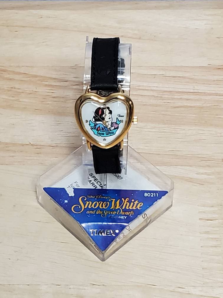 Vintage Disney 1993 timex snow white Watch RARE Vintage 1993 TIMEX Disney Snow White & Dopey Watch - Etsy main image 4