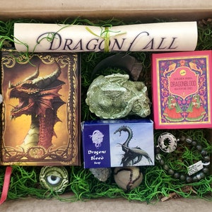 WYVERN/DRAGON BOX. A box full of curated goodies for Fantasy Lovers/DnD Enthusiasts/Gamers/Fantasy Art Collectors/Fantasy Monster Enthusiast