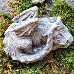 Dragon Statue, Sleeping Dragon Figure, Dragon Sculpture, Fairy Garden Decor, Fantasy Decoration, Stone Dragon, Baby Dragon, Garden Dragon