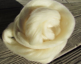 Wensleydale Roving Natural Ivory or Brown Wool for Spinning, Felting and Knitting - 2 oz.