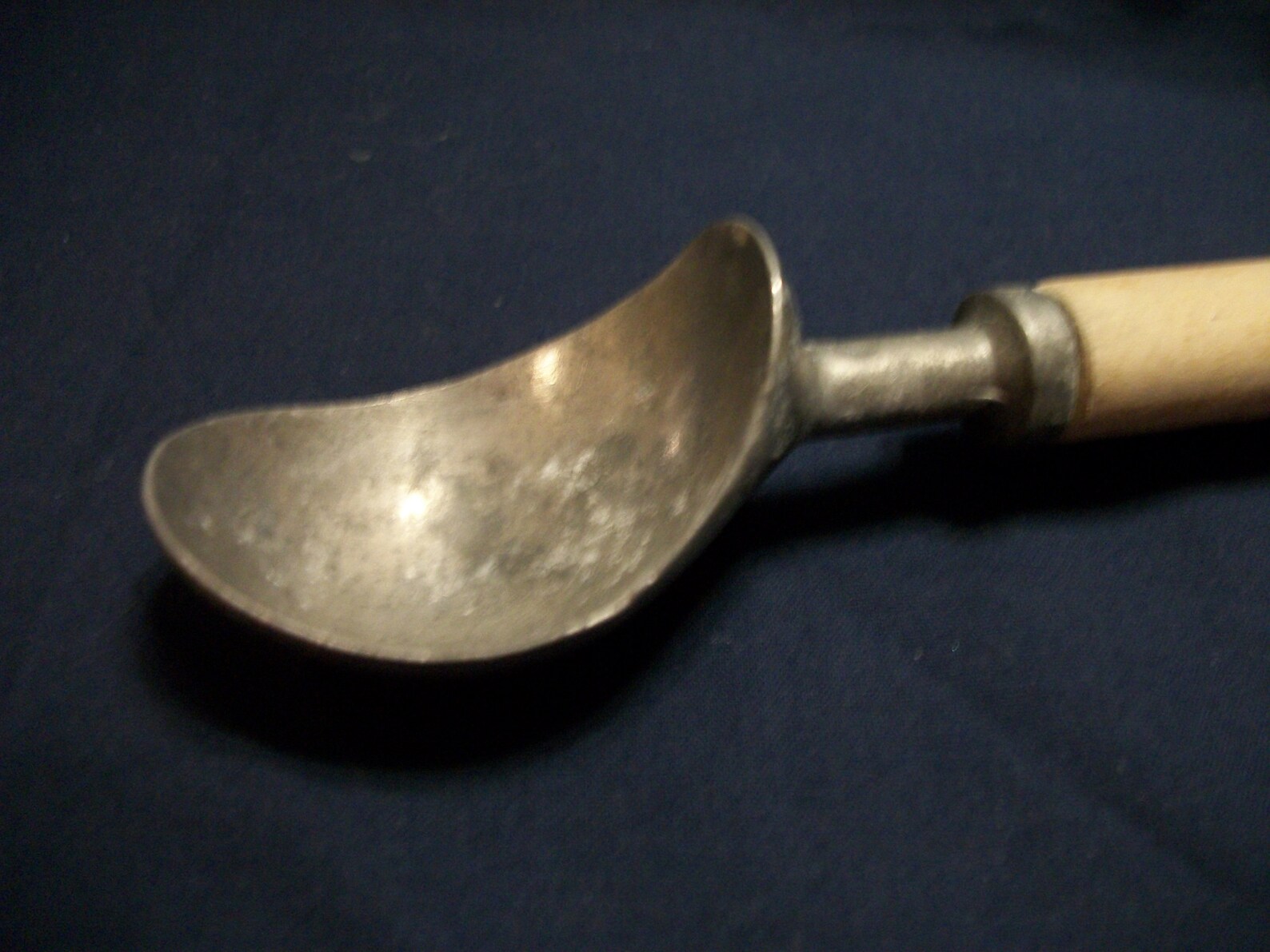 Vintage 1960 Ice Cream Scoop Wooden Handle Metal Scoop Etsy UK