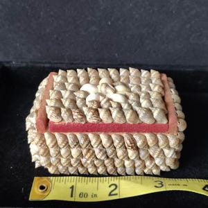 Vintage 70s-80s made in Philippines shell trinket box