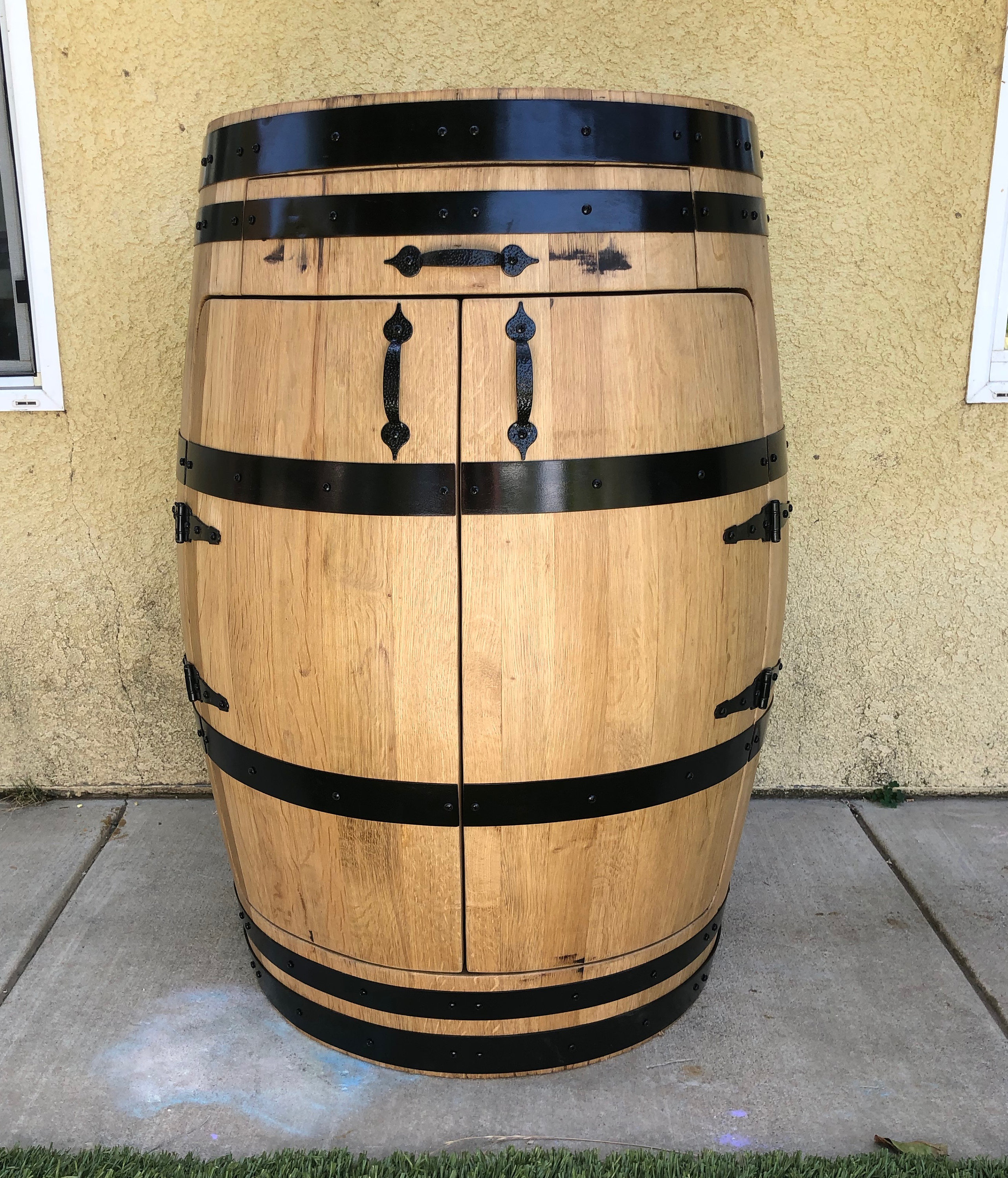 Full Barrel Liquor Cabinet Bistro Wine Barrel