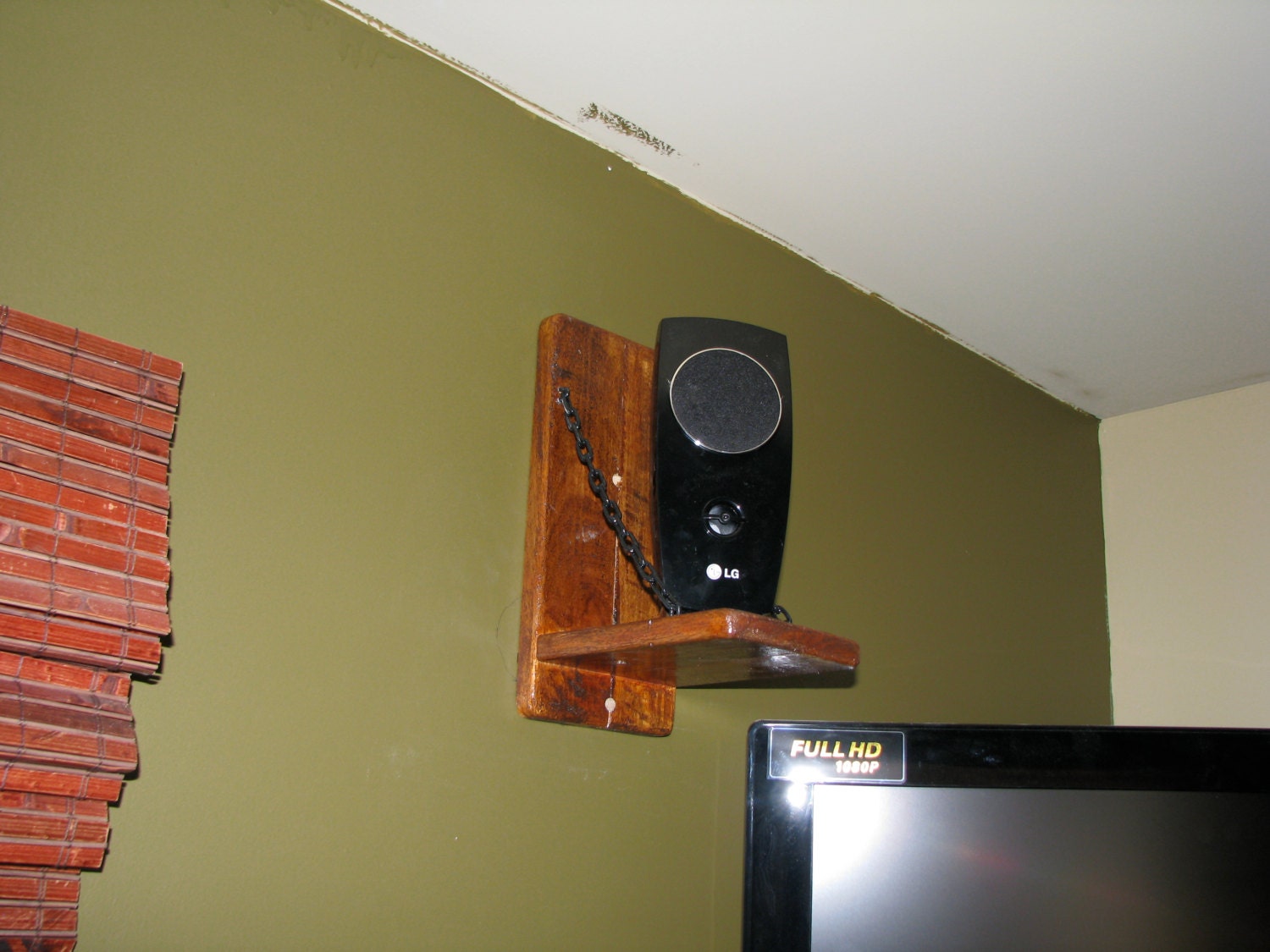 Rustic Wooden Speaker Stands Gallery Photo