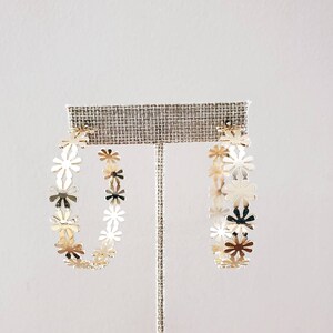 Floral Daisy Hoop Earrings Multi Flowers Gold Statement Daisys Hoops Spring Trend