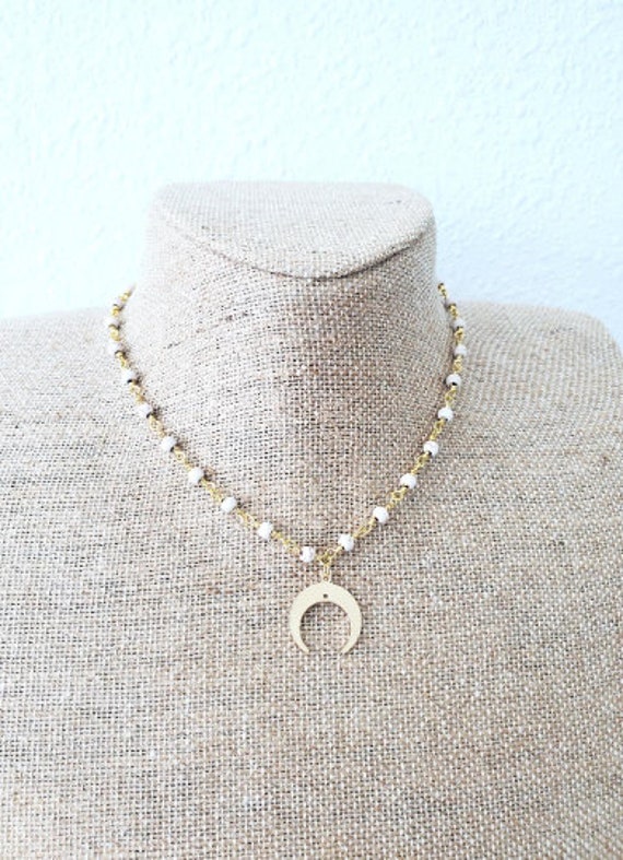 Beaded crescent horn best sale necklace