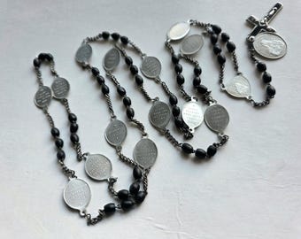chapelet chemin de croix français vintage | Perles en bois noir | Crucifix en émail | Médaille Mère des Douleurs
