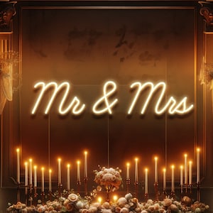 Custom Mr & Mrs Neon Sign: Wedding Decor
