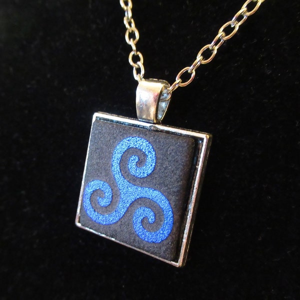 Dichroic Triskelion Etched Glass Blue Celtic Spiral Pendant Necklace 24 inch