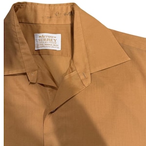 Vintage 60's 70's Arrow Surrey-collectie mosterdbruin korte mouw button-down