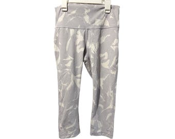 Lululemon Wunder Under High Rise Crop Leggings Size 10 Lavender Grey Abstract