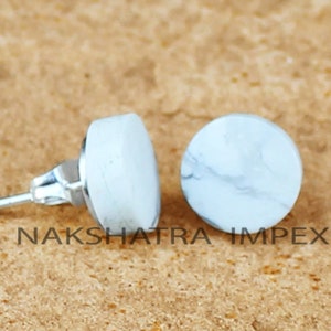 White Howlite Round Flat Stud Earrings, White Gemstone Disc Earring, Simple Marble Howlite 925 Studs, Natural White Turquoise Coin Stud Pair