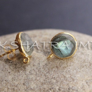 Natuurlijke labradoriet 10mm ronde Faceted 925 Sterling zilver goud vergulde gladde afwerking Stud Earring met lus