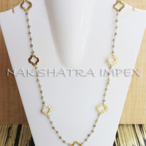 Collar de cuentas de labradorita, trébol dorado, cadena de plata de ley