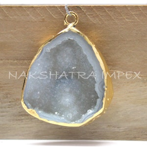 Natural Whitish Gray Color Geode Agate Druzy Free Form Gold Electroplated Gemstone Pendant