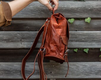 Bajo pedido mochila de cuero pintada a mano de Gusti Leder