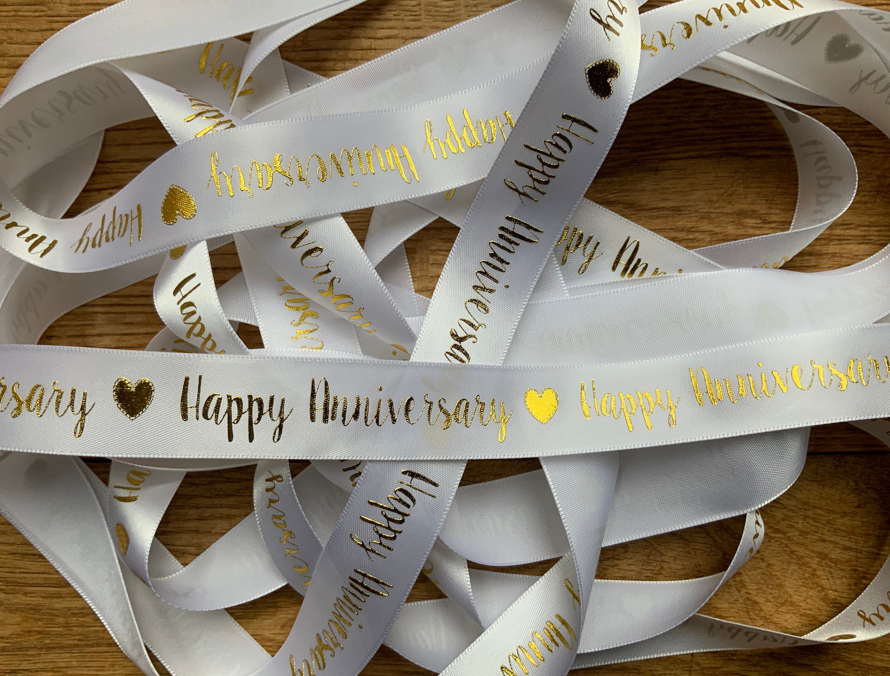 50th wedding anniversary ribbon | Honestweddingadvice.com