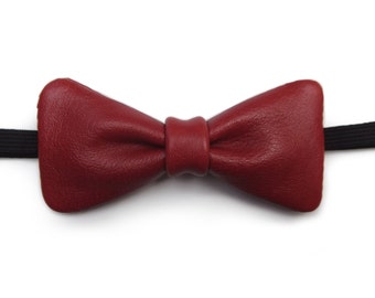 Leather bow tie red