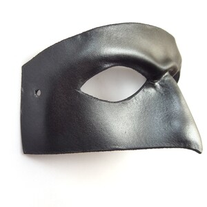 Metallic Leather mask image 3