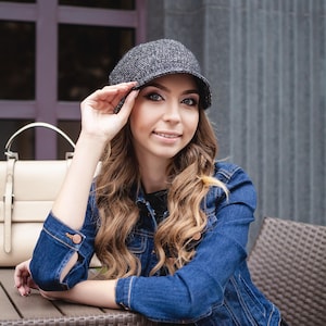 Womens newsboy hat Visor beanie Knit Black Cap with brim