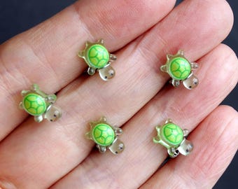 Mini Turtle Hair Pins, Green Tortoise Shape Hair Grips, Fun Turtle Hair Accessory, Set of 5 Green Terrapin Hair Pins, Dancer Hair Pins